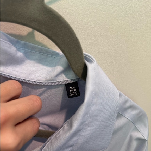 Men’s Tommy Hilfiger Supima Stretch Light Blue Dress Shirt 18.5/ 34-35 - Picture 5 of 5
